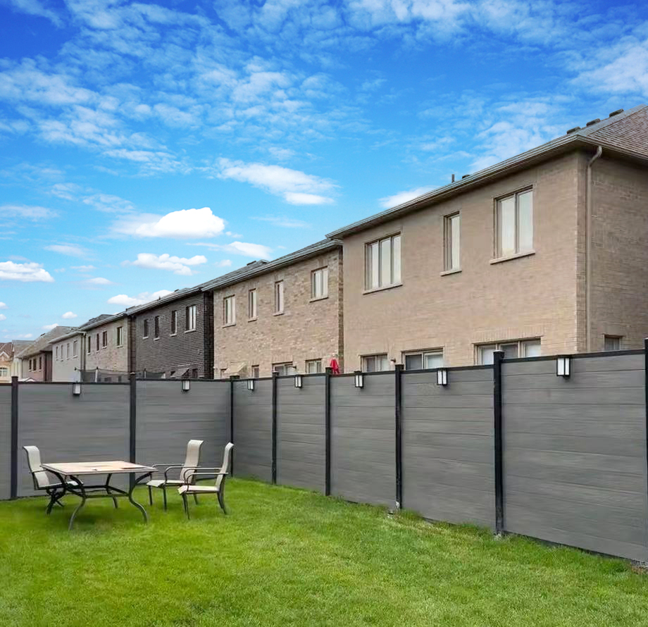 抗 UV 3D 木目調 1.8m WPC フェンス