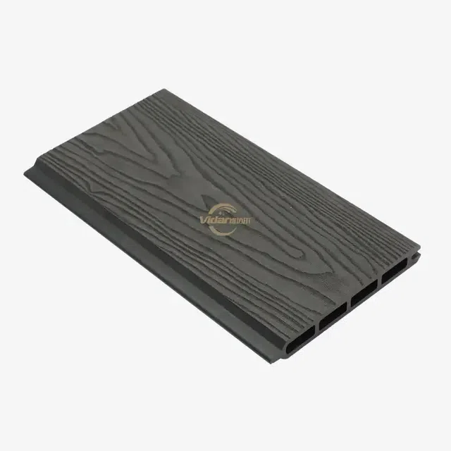 WPC は PVC よりも優れていますか?