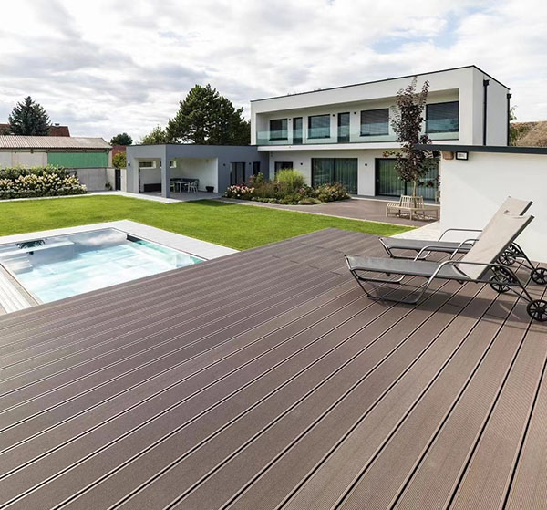 第一世代と共押出 WPC フローリングの比較: 特徴と違い